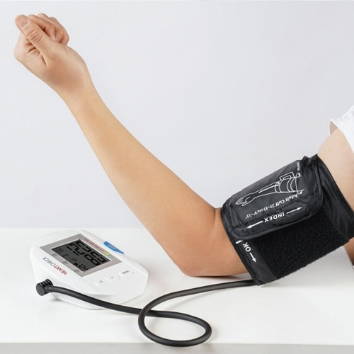 하트첵 자동 전자혈압계 HL868EA 팔뚝형 가정용 혈압측정기 휴대용 심박수측정기